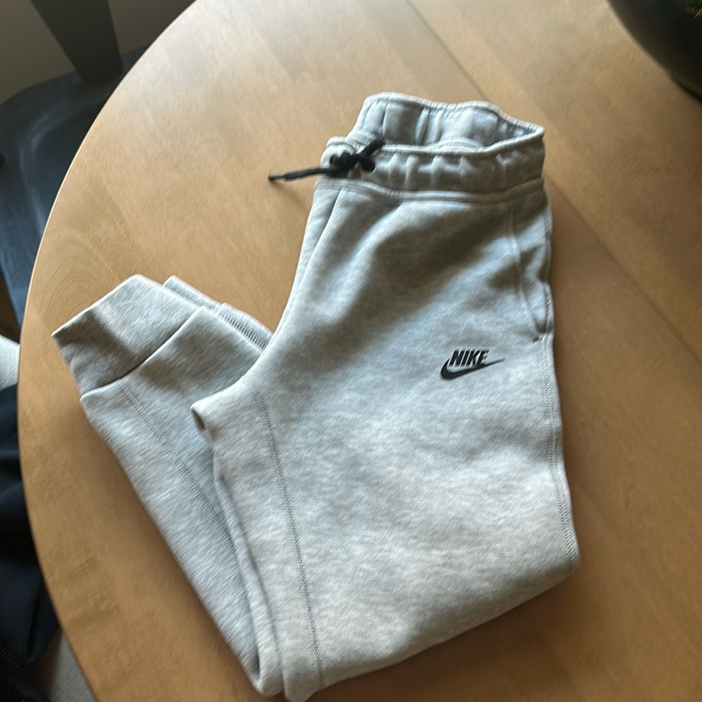 Nike Tech Youth M Pants